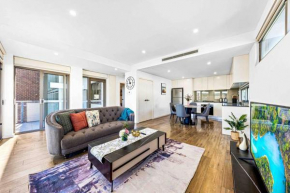 Centre of Newtown 1 BED APT